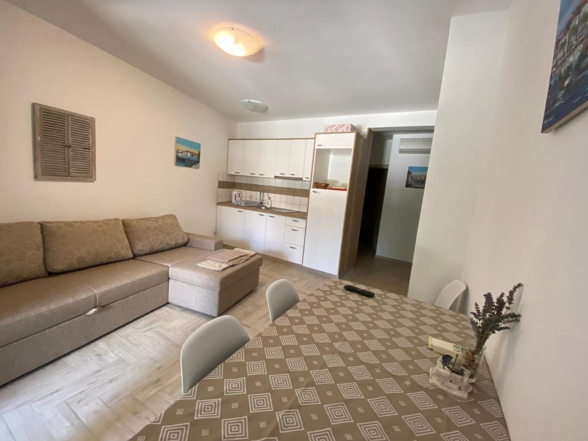 Apartments Nautica 诺维·维诺多尔斯基 外观 照片
