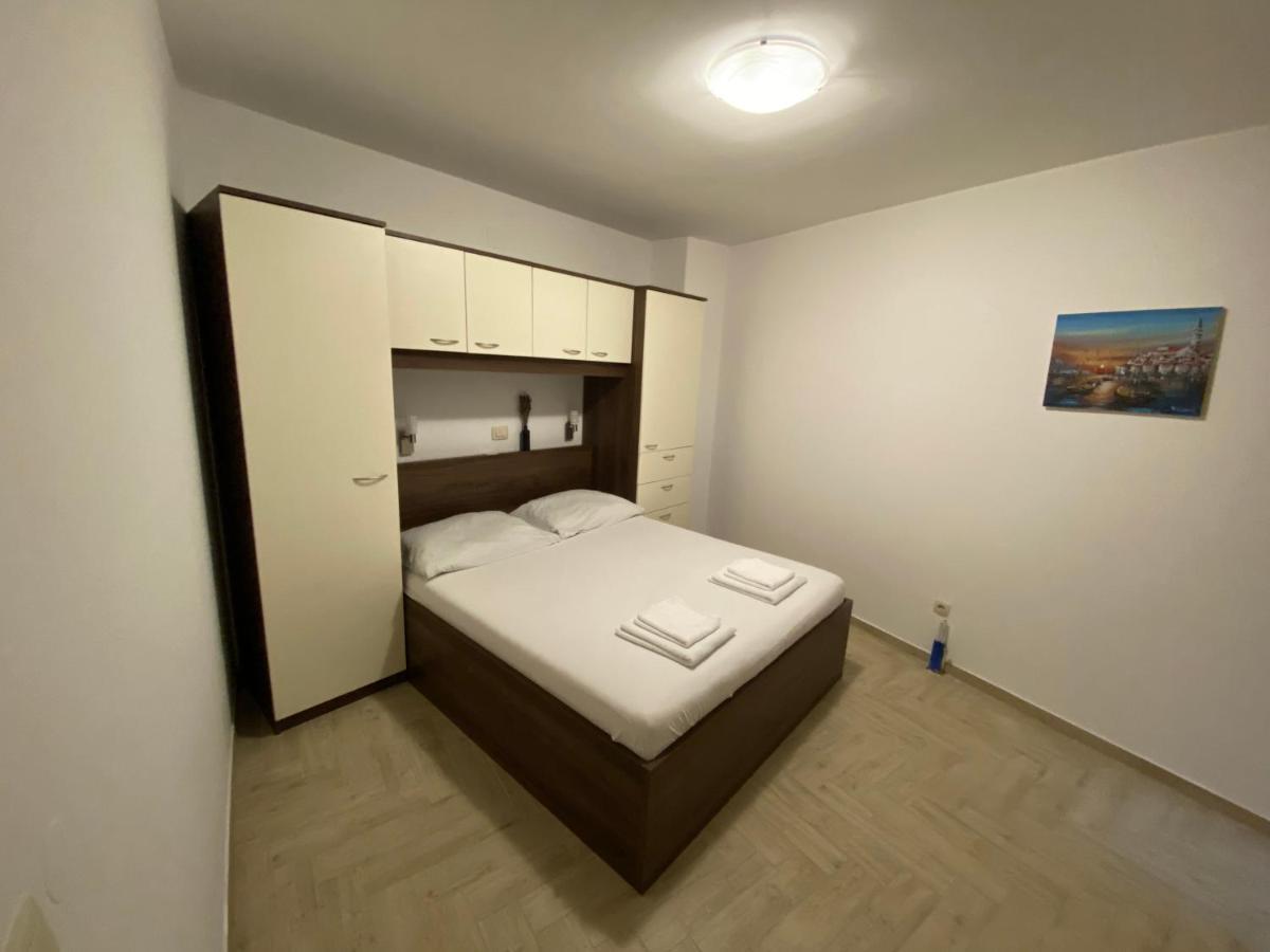 Apartments Nautica 诺维·维诺多尔斯基 外观 照片