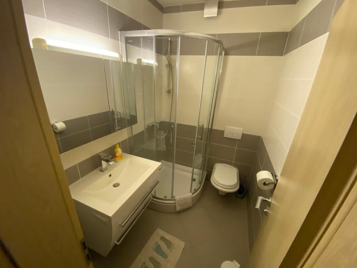 Apartments Nautica 诺维·维诺多尔斯基 外观 照片